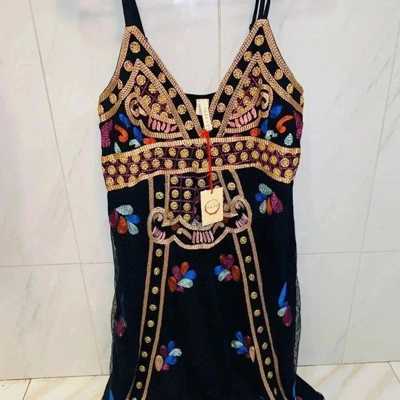 Raga Cleo Embroidered Dress Sold Out Style - Picture 3 of 3